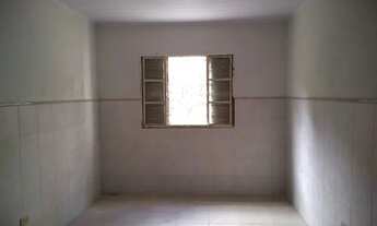 Imagem 3: 2 casas e uma loja para venda no centro