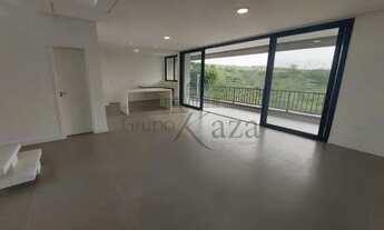 Imagem 6: Casa de condomínio sobrado para venda possui 410 metros quadrados com 5 quartos