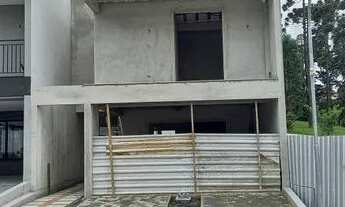 Imagem: SOBRADO NO BAIRRO ALTO - NOVO - CONDOMÍNIO