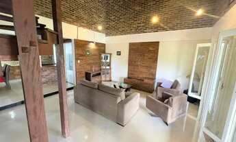 Imagem 2: Sobrado composto por 2 suítes (1 closet) no Centro - Imbé - RS