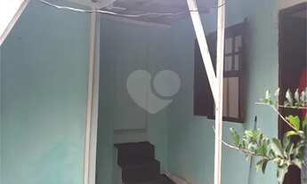 Imagem: Casa térrea com comércio conjugado. Terreno