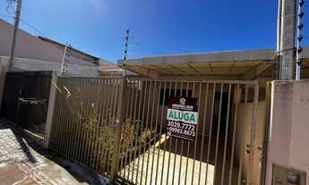 Imagem: ALUGO - Casa Geminada com 2 Quartos - Jd