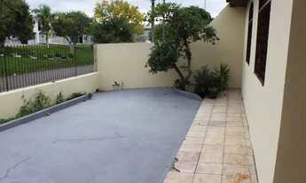 Imagem 4: Residência com 3 quartos para alugar por R$ 1300.00, 140.00 m2 - ALTO BOQUEIRAO - CURITIBA