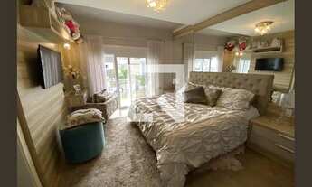 Imagem 7: Casa à Venda - Sarandi, 3 Quartos, 234 m2