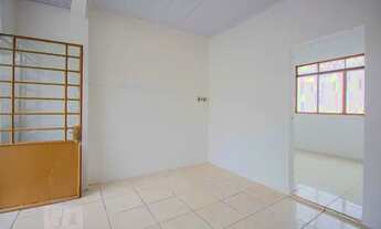 Imagem 2: Casa para Aluguel - Vila Jardim, 2 Quartos, 80 m2