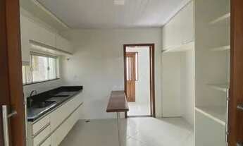 Imagem 7: Casa de condomínio para aluguel tem 370 metros quadrados com 3 quartos em Piatã - Salvador