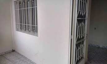 Imagem: Casa térrea com 01 dormitório, cozinha