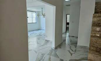 Imagem 6: Casa para aluguel tem 315 metros quadrados com 3 quartos em Icaraí - Niterói - RJ