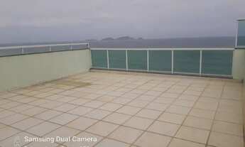 Imagem 4: Apartamento nos Cavaleiros com 3 quartos sedo 2 suítes Locaçaõ