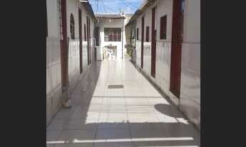 Imagem 1: KITNETES Casa com 1 dormitório