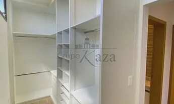 Imagem 7: Casa - Residencial Fogaça - 3 Dormitórios - 250m²