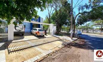 Imagem 2: Casa (térrea na rua) 4 dormitórios/suite, cozinha planejada