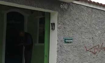 Imagem 2: Bairro Saudade Locação CASA grande quintal gar independente