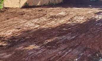 Imagem 2: Terreno Paraiso 5,5 x 24 plano entre residências