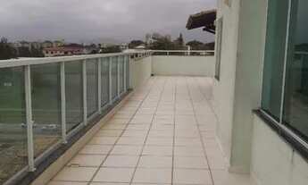 Imagem 5: Apartamento nos Cavaleiros com 3 quartos sedo 2 suítes Locaçaõ