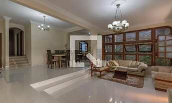 Imagem 2: Casa à Venda - Castelo, 4 Quartos, 320 m2