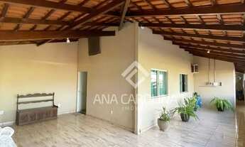 Imagem: Linda Casa à Venda no Bairro Maracanã