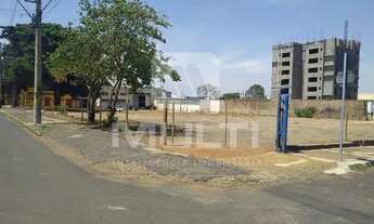 Imagem 2: Area - TIBERY Terreno / lote com venda por R$1.600