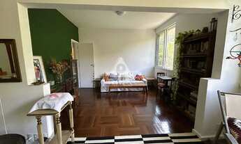 Imagem 4: 2 quartos (1 suíte) com Dce em rua Nobre e arborizada