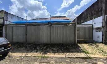 Imagem: Alugo casa em condominio 2/4 com garagem