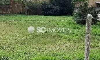 Imagem: Terreno para construção de 3 sobrados
