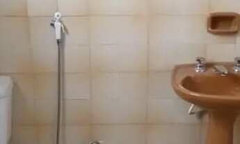 Imagem 4: Casa Independente com 02 Quartos, Quintal, Garagem etc... --- Próximo ao Mercado Vianense