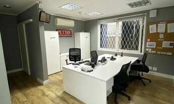 Imagem 4: Imóvel para aluguel possui 250 metros quadrados com 3 quartos em Petrópolis - Porto Alegre