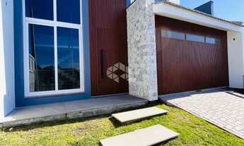 Imagem 3: Casa tipo sobrado 03 dormitórios com suite, closet e sacada no Bairro São José em Santa Ma