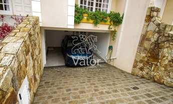 Imagem 2: Sobrado 216 m² nas Mercês 4 Quartos em Condomínio Fechado