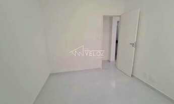 Imagem 3: Apartamento - / Residencial / Catete