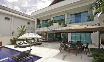 Imagem 3: Casa contemporânea em condomínio fechado