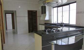 Imagem: Casa com 4 dormitórios à venda, 300 m²