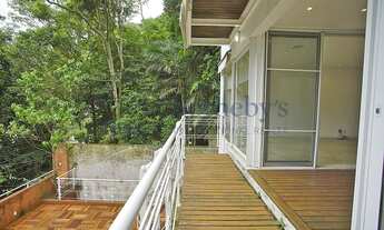 Imagem 6: Casa com projeto arquitetônico e paisagismo