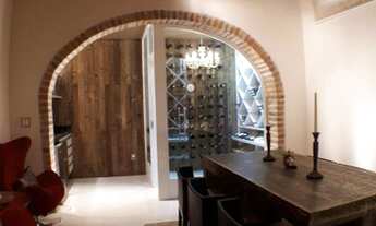 Imagem 2: Casa de condomínio térrea para venda tem 550 metros quadrados com 4 quartos