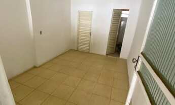 Imagem 6: Oportunidade,casa geminada indvl, no bairro lagoinha leblon,aind,com suite e varanda