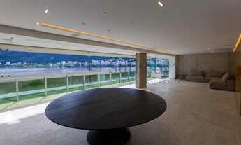 Imagem 2: Apartamento com acabamentos de qualidade com vista para a Lagoa