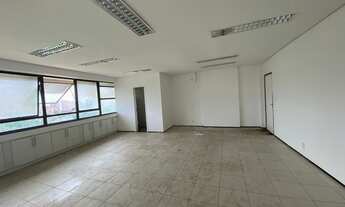 Imagem 3: Sala para locação no Edifício Vinícius de Moraes, localizado na Av. Cel. Colares Moreira