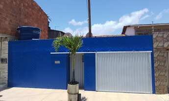 Imagem: Casa com Piscina - 290.000,00