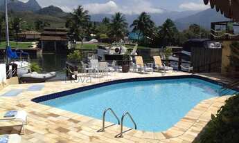 Imagem 3: Casa com varanda gourmet e piscina