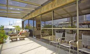 Imagem 3: Cobertura com piscina em localização privilegiada