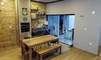 Imagem 2: Casa térrea com piscina- 3 dormitórios no Condomínio Terras do Vale - Caçapava/SP