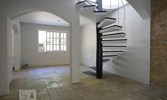 Imagem 2: Casa para Aluguel - Três Figueiras, 5 Quartos, 300 m2