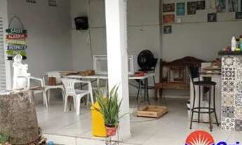 Imagem 6: Casa para venda possui 315 metros quadrados com 4 quartos em Pirajá - Teresina - PI