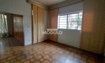 Imagem 2: CASA COMERCIAL / RESIDENCIAL para aluguel, 6 quartos, 1 suíte, 2 vagas, CENTRO - Uberlândi