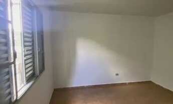 Imagem 7: Casa com 02 dormitórios, sala, cozinha, banheiro e área de serviço - sem vaga de garagem