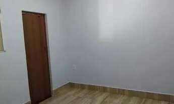 Imagem 2: Casa com dois quartos duas conzinhas dois banheiros um suite picina garagem pra carros