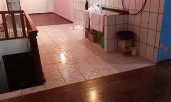 Imagem 6: Sobrado grande próximo centro Ubatuba