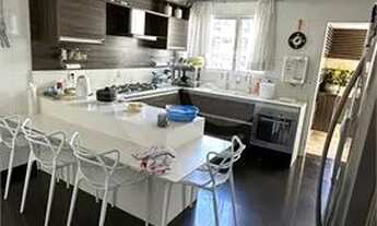 Imagem 6: Apartamento de Alto Padrão com 4 suítes, 3 salas, 6 vagas de garagens