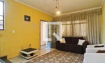 Imagem 3: Casa para Aluguel - Vila Zulmiran, 3 Quartos, 242 m2