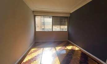 Imagem 2: Apartamento dois dormitórios, andar alto, Centro